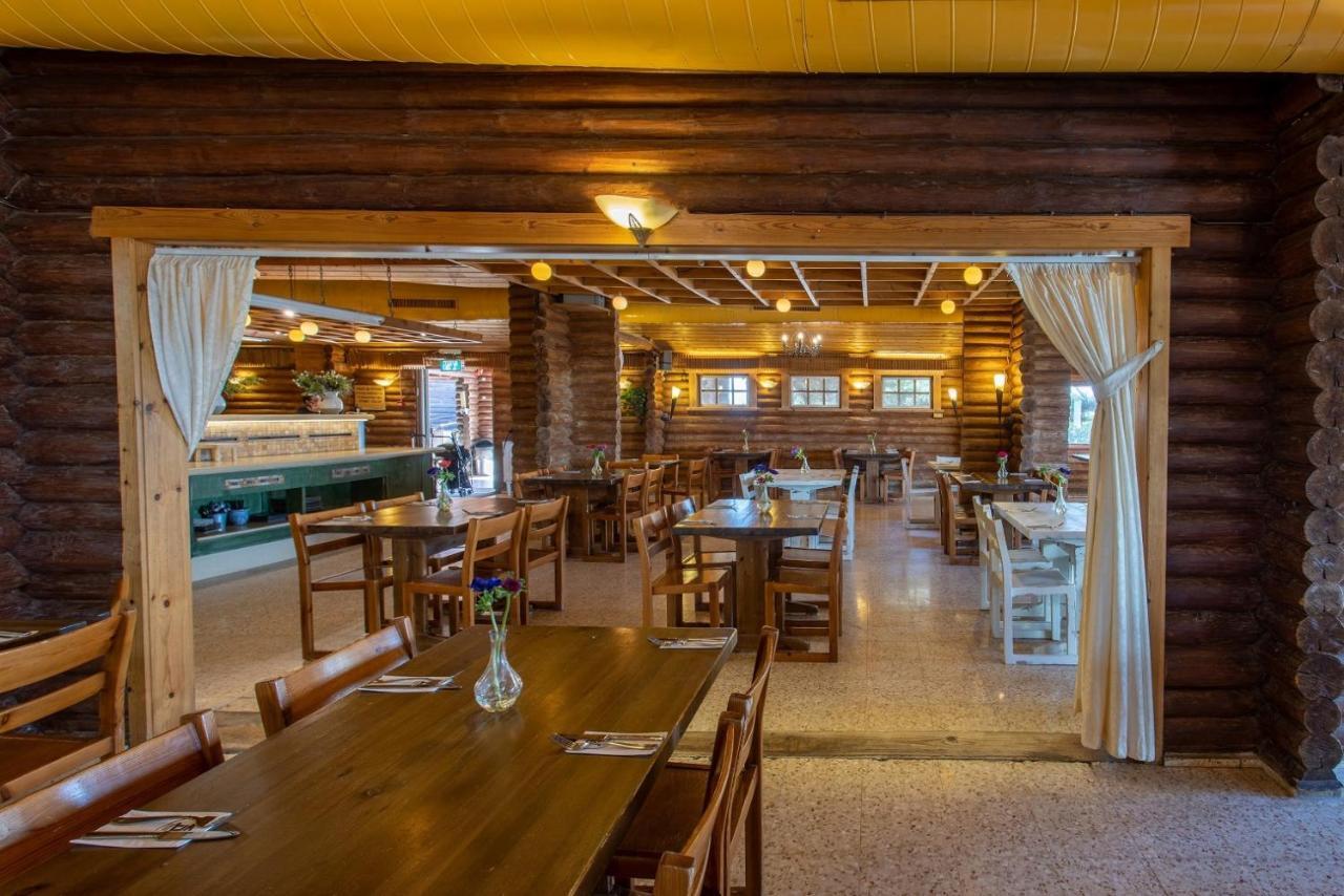Logos Hotel In Yad HaShmona Eksteriør billede
