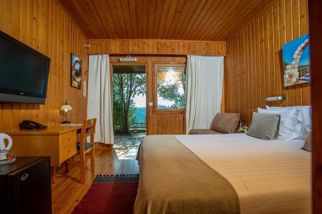 Logos Hotel In Yad HaShmona Eksteriør billede